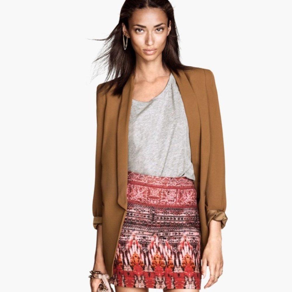 H&M Red Aztec Mini Skirt size 6